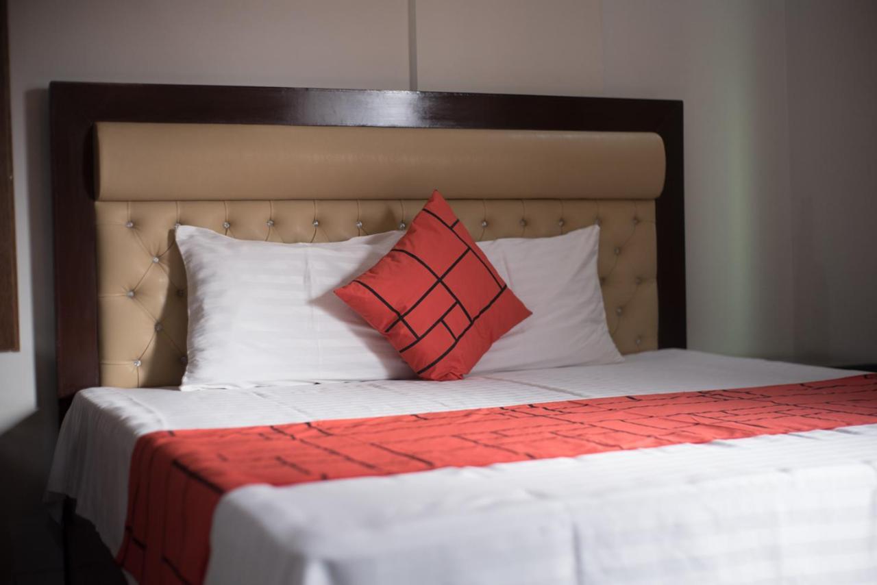 Goho Rooms Badar Карачи Екстериор снимка