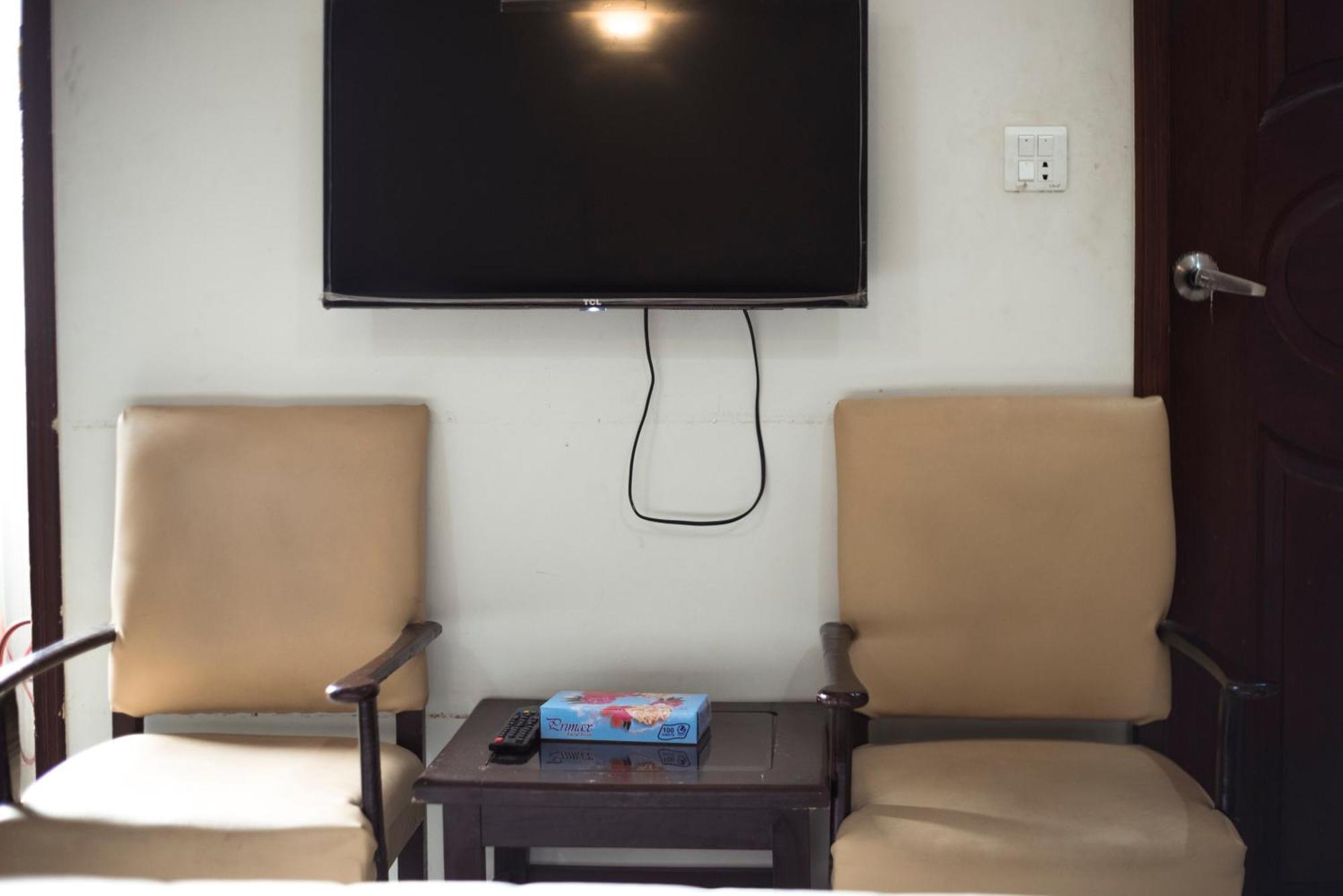 Goho Rooms Badar Карачи Екстериор снимка