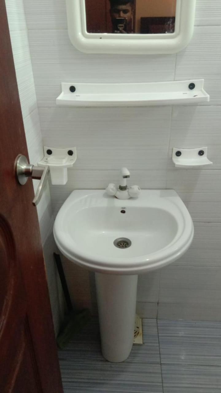 Goho Rooms Badar Карачи Екстериор снимка