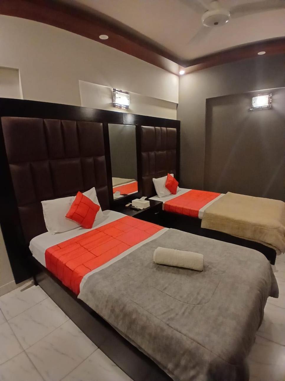 Goho Rooms Badar Карачи Екстериор снимка