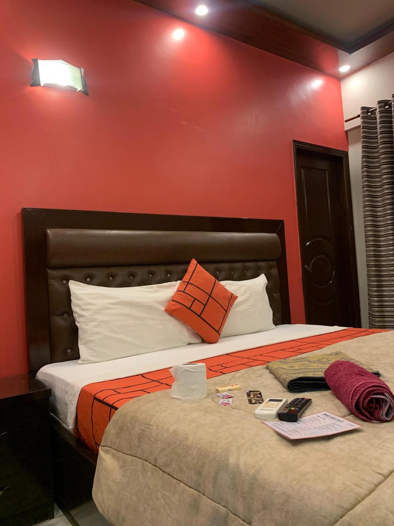 Goho Rooms Badar Карачи Екстериор снимка